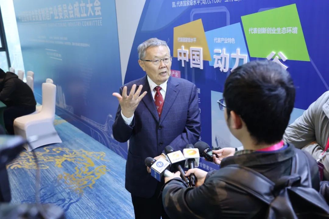 何清华:走“双循环”道路 勇攀制造业世界高地