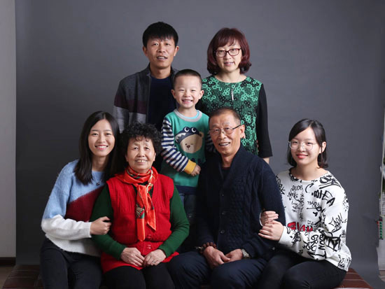 钟情山河十一年,成就美女老板致富之路