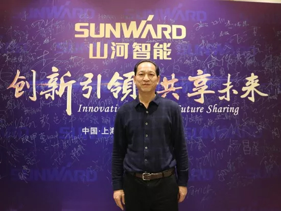 3.5米直径高效入岩,他携山河智能旋挖名动山城