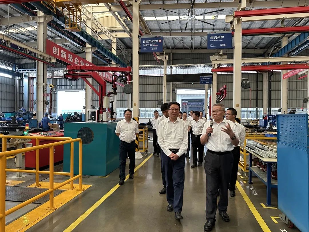 中国联通集团副总经理梁宝俊到访山河智能