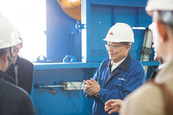 山河智能董事长何清华荣获“第九届发明创业奖·人物奖”特等奖