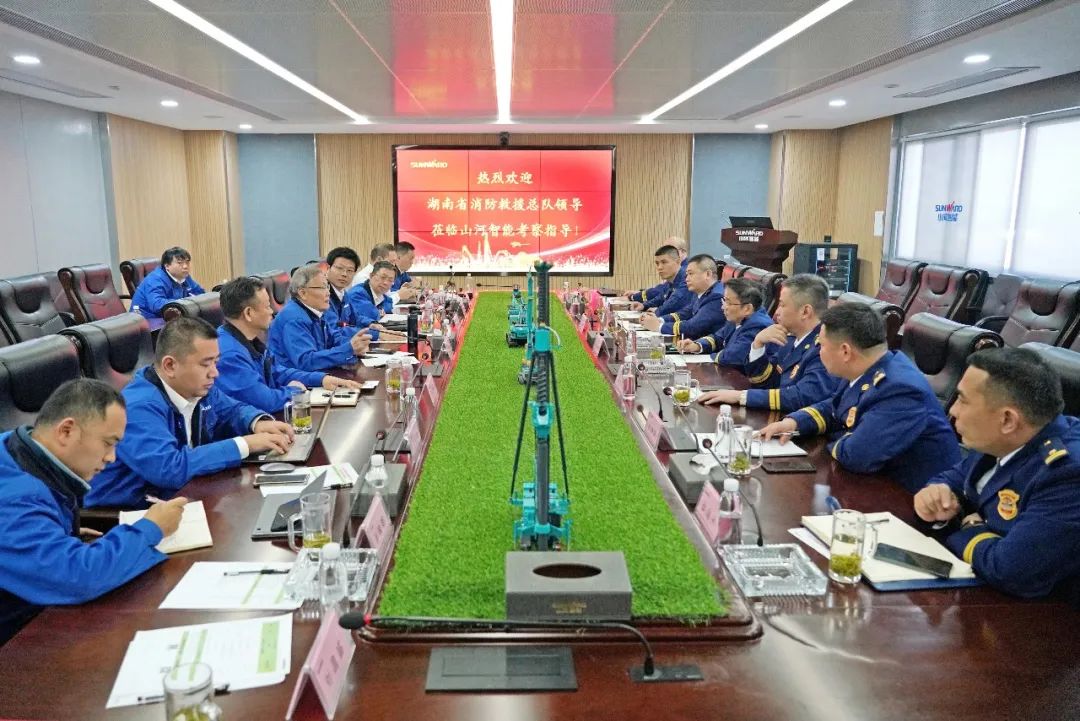 考察无人化装备 高宁宇到访山河智能